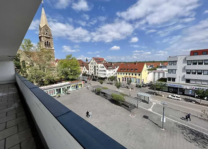 Nujen- Hotel Und Apartment Stuttgart Zuffenhausen