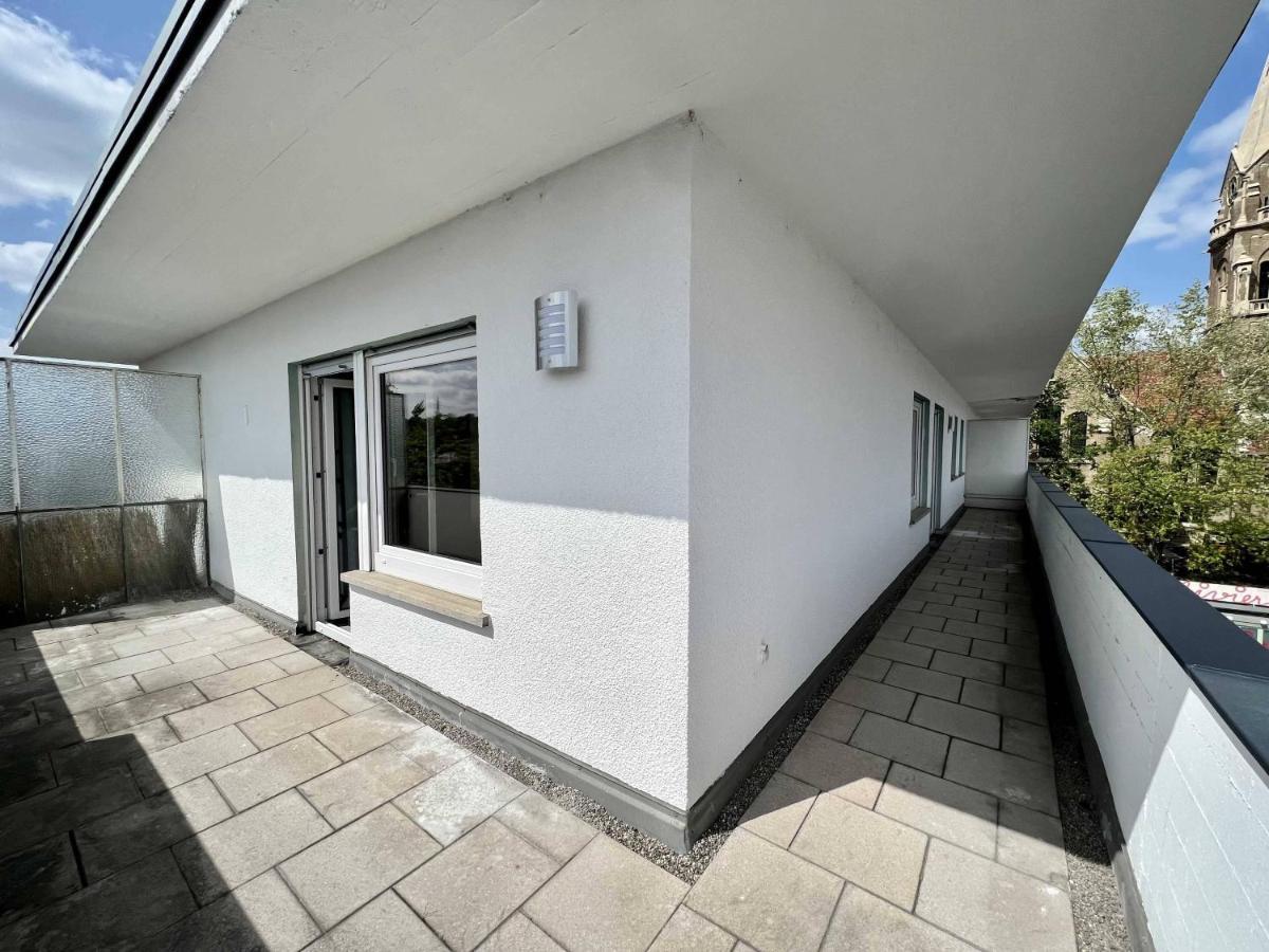 Apartment Nujen- Und Zuffenhausen Stuttgart
